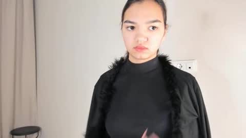 MIchelle online show from 11-24-25, 07:41