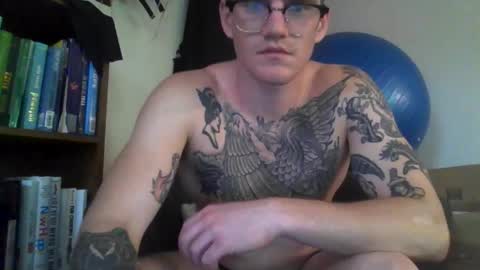 Snapshot of charlemagnesweatpants chatting on 10-22-25, 06:51 charlemagnesweatpants online show from 10-22-25, 06:51