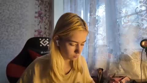 Snapshot of charleneschonert chatting on 10-29-25, 07:54 Nancy online show from 10-29-25, 07:54