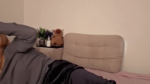 Ariel online show from 02-25-26, 09:30