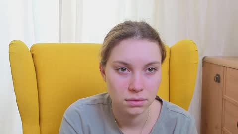 Ariel online show from 04-21-26, 06:41