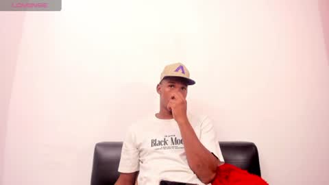 Snapshot of charlie1__ chatting on 07-30-26, 07:02 online show from 07-30-26, 07:02
