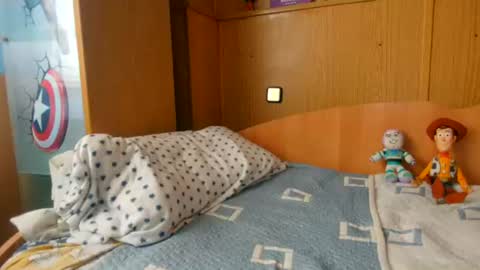 Snapshot of charlie_19ug chatting on 07-07-26, 07:23 charlie_19ug online show from 07-07-26, 07:23