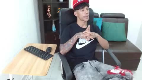 Charlie oconnor online show from 12-18-24, 04:09