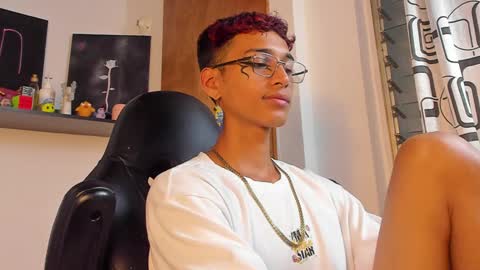 Charles Russo online show from 12-24-24, 06:33