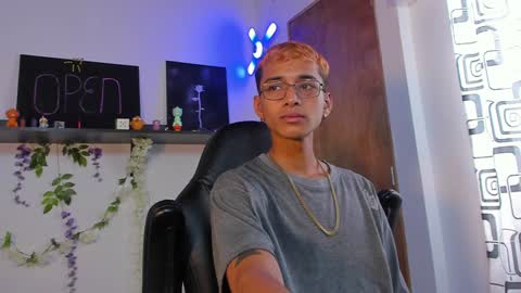 Charles Russo online show from 01-26-25, 08:02