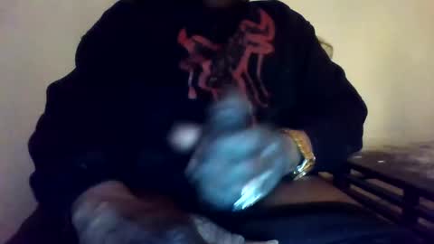 Snapshot of charliegottabbc chatting on 02-24-25, 11:43 charliegottabbc online show from 02-24-25, 11:43