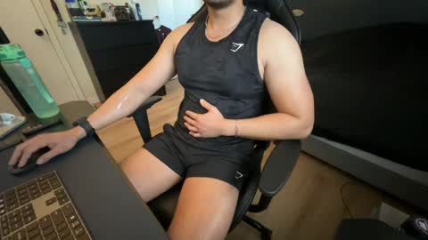 charliekkw online show from 04-19-26, 06:54