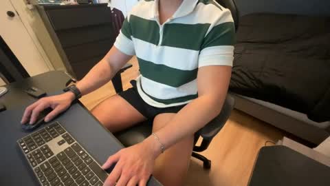 charliekkw online show from 04-20-26, 10:44