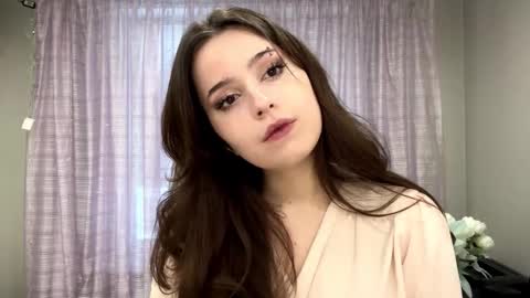 Snapshot of charlieluersen chatting on 12-20-25, 11:17 Freya online show from 12-20-25, 11:17