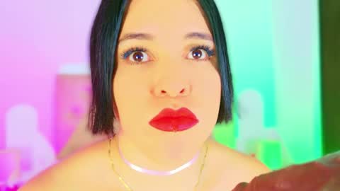 Snapshot of charlootteevans chatting on 05-25-26, 03:45 Charloott Evans online show from 05-25-26, 03:45