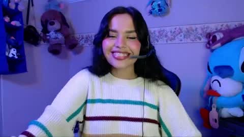 Snapshot of charlote_na chatting on 07-29-26, 05:38 charlote online show from 07-29-26, 05:38
