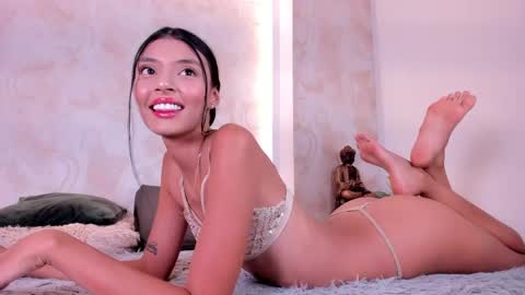 Charlote online show from 04-11-26, 08:35