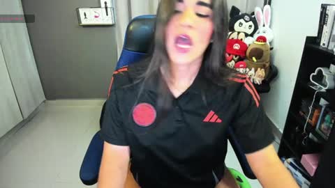 Valery  online show from 06-23-26, 08:18