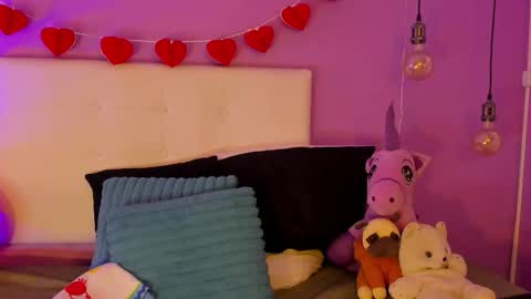 Char 3 online show from 02-16-26, 03:08