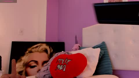 Char 3 online show from 04-18-26, 05:06