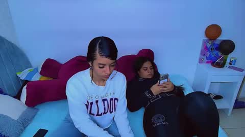 Snapshot of charlotte_0309 chatting on 03-19-26, 03:27 charlotte online show from 03-19-26, 03:27