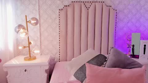   Charlotte  online show from 01-10-25, 07:54