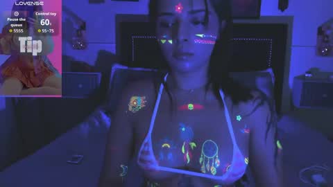 Snapshot of charlotte__benett chatting on 04-23-26, 07:41 Charlotte online show from 04-23-26, 07:41