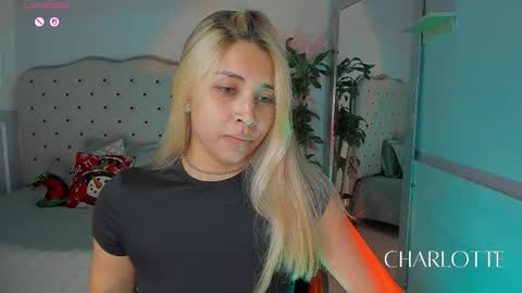 charlotte  grey online show from 12-19-25, 08:38