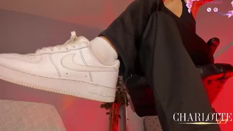 charlotte  grey online show from 05-06-26, 08:25