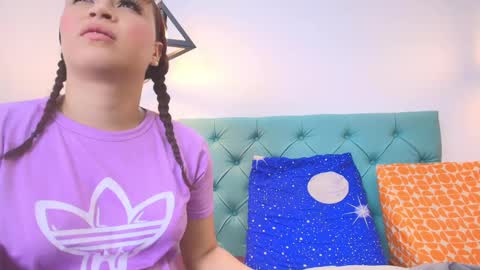 Charlotte and Zac online show from 02-12-25, 07:13