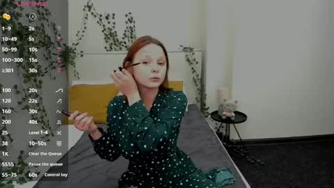 Snapshot of charlotte_boobsss chatting on 06-08-26, 01:50 charlotte_boobsss online show from 06-08-26, 01:50