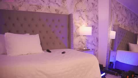 Charlotte online show from 01-11-26, 02:16