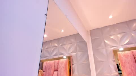 Charlotte Icee online show from 04-06-26, 05:25