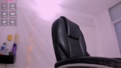 Snapshot of charlotte_marcela chatting on 07-14-26, 01:30 carlot online show from 07-14-26, 01:30