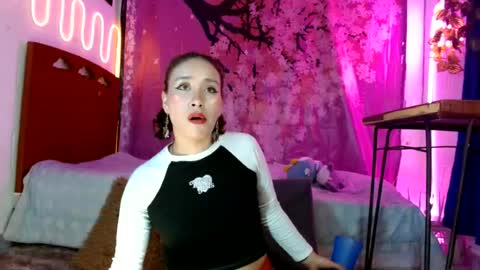 Snapshot of charlotte_morh_ chatting on 06-20-26, 02:03 charlotte_morh_ online show from 06-20-26, 02:03