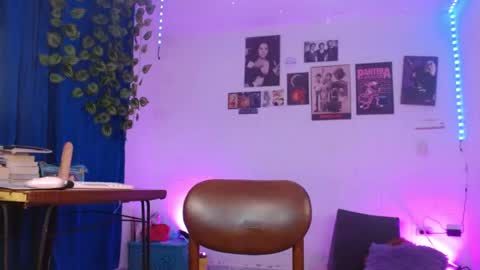 Snapshot of charlotte_morh_ chatting on 08-06-26, 02:24 charlotte_morh_ online show from 08-06-26, 02:24