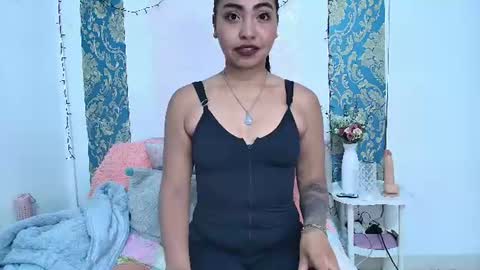charlotte_princess_1 online show from 07-03-26, 04:52