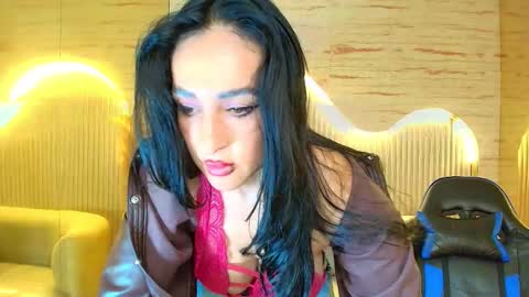 Charlotte  online show from 01-14-26, 02:50