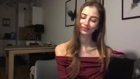 Charlotte Roche online show from 02-24-25, 06:26