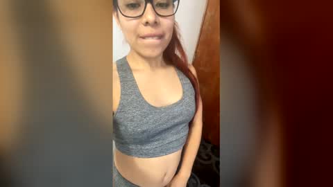 Snapshot of charlotte_thomson1 chatting on 02-18-26, 11:01 Charlotte online show from 02-18-26, 11:01