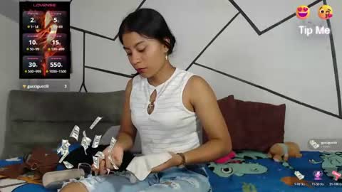 Snapshot of charlotte_vickie chatting on 06-16-26, 12:08 Charlotte online show from 06-16-26, 12:08
