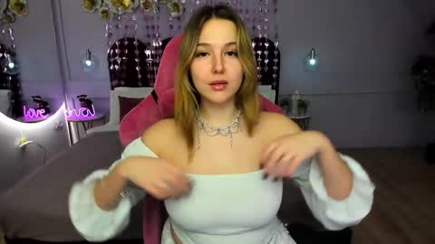 charlotteatwood online show from 02-13-26, 03:19