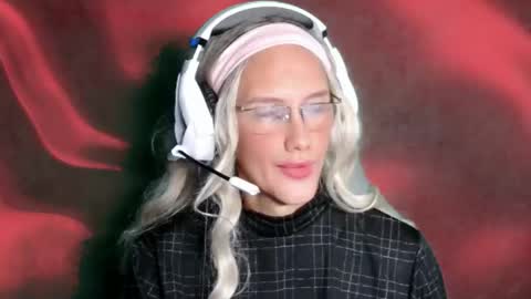 charlottedavis69 online show from 05-14-26, 08:32