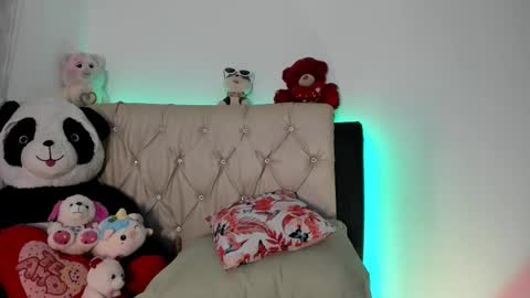 charlottee07 online show from 02-18-26, 01:34