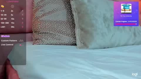 Snapshot of charlottee17 chatting on 01-20-25, 11:56 ANDRE online show from 01-20-25, 11:56