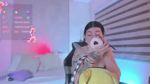 Charlottee online show from 07-28-26, 09:03