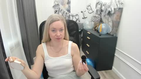 Snapshot of charlottekerti chatting on 05-20-26, 11:38 Charlotte online show from 05-20-26, 11:38