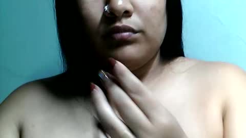 charlottequeen_21 online show from 04-05-26, 03:53