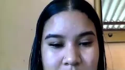 Snapshot of charlottequeen_21 chatting on 06-27-26, 01:28 charlottequeen_21 online show from 06-27-26, 01:28