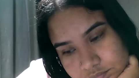 Snapshot of charlottequeen_21 chatting on 07-05-26, 02:40 charlottequeen_21 online show from 07-05-26, 02:40