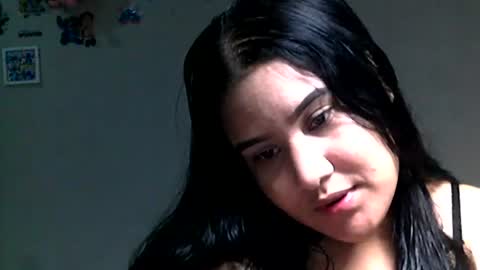 Snapshot of charlottequeen_21 chatting on 07-08-26, 06:56 charlottequeen_21 online show from 07-08-26, 06:56