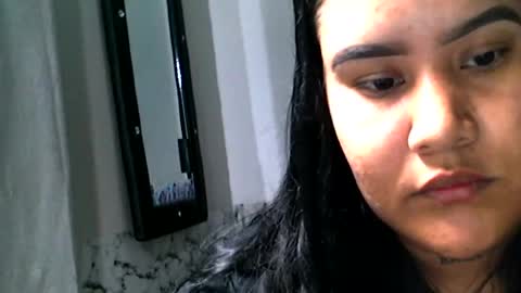 Snapshot of charlottequeen_21 chatting on 07-14-26, 05:18 charlottequeen_21 online show from 07-14-26, 05:18