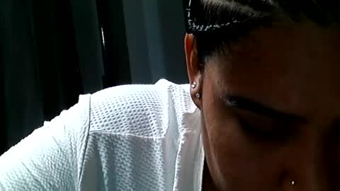 Snapshot of charlottequeen_21 chatting on 07-17-26, 01:34 charlottequeen_21 online show from 07-17-26, 01:34