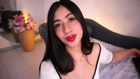 Snapshot of charlotterusso chatting on 05-23-26, 01:15 Lauren Rus online show from 05-23-26, 01:15